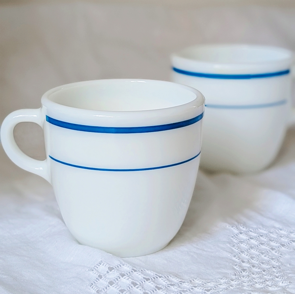 Vintage Pyrex Blue Band Mug Set